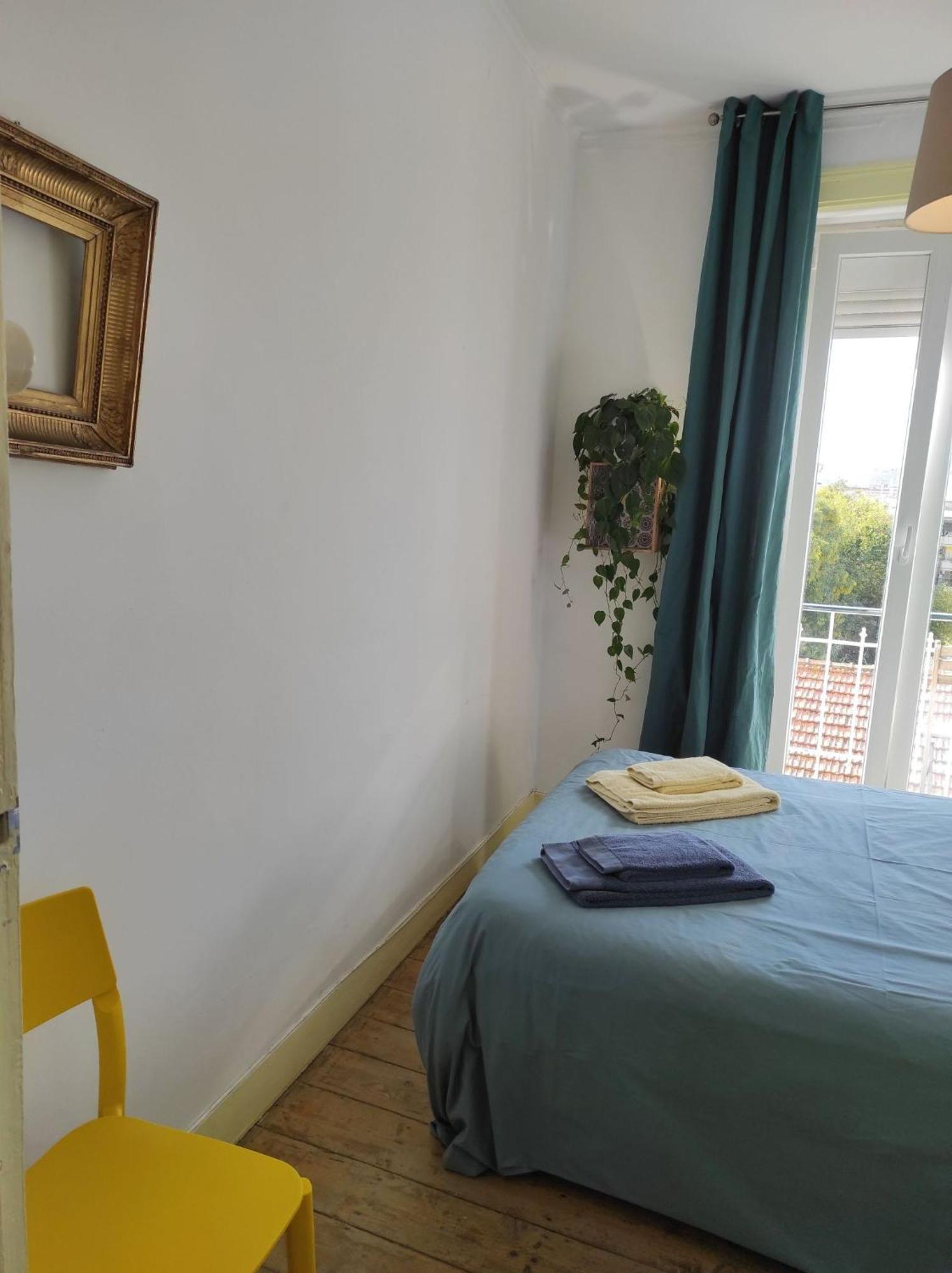 Charming Flat With 2 Bedrooms On Lisbon'S 7Th Hill Esterno foto