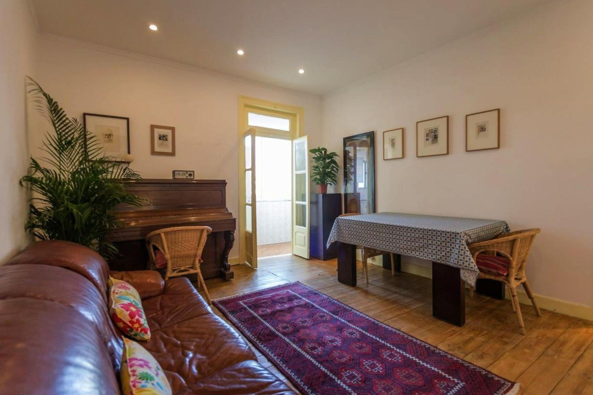 Charming Flat With 2 Bedrooms On Lisbon'S 7Th Hill Esterno foto